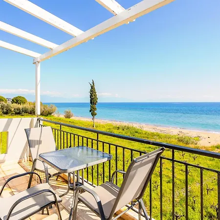 Beachfront Nest Memi, Koroni - Seaheaven Houses - B4 Holiday home *