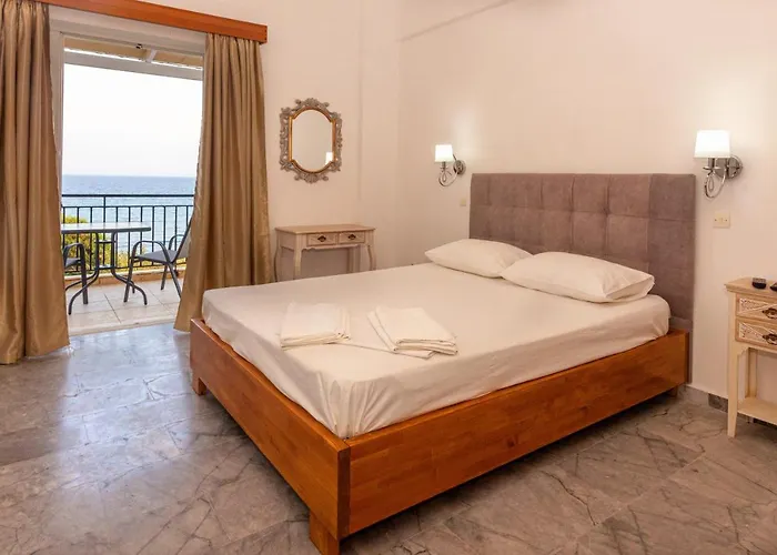 Beachfront Nest Memi, Koroni - Seaheaven Houses - B4 Holiday home *